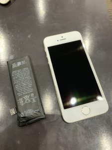iPhone8　電池交換