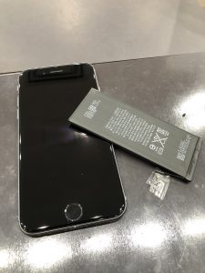 iPhone６Sのバッテリー交換修理