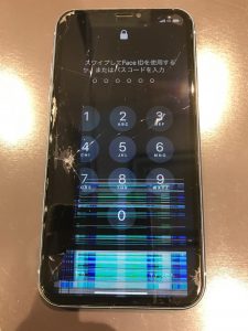 画面故障のiphoneXR