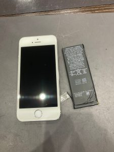 iPhone５S　バッテリー交換