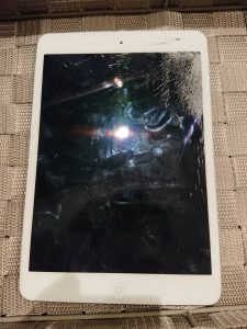 iPad　mini2　ガラス交換　画面交換