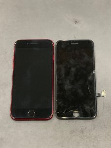 iPhone8　ガラス割れ　桑名市